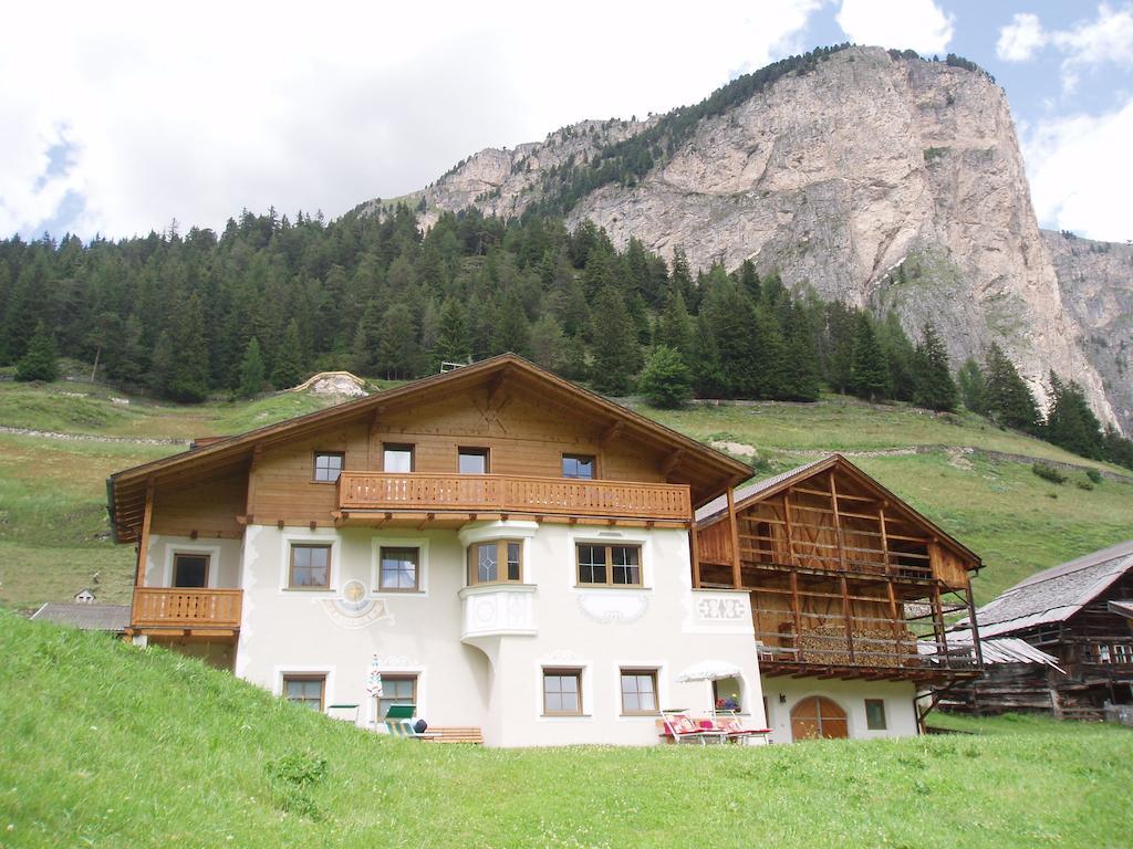 Garni La Majon Hotel Selva di Val Gardena Luaran gambar