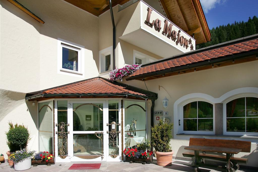 Garni La Majon Hotel Selva di Val Gardena Luaran gambar