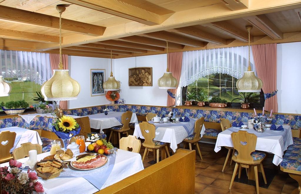 Garni La Majon Hotel Selva di Val Gardena Luaran gambar
