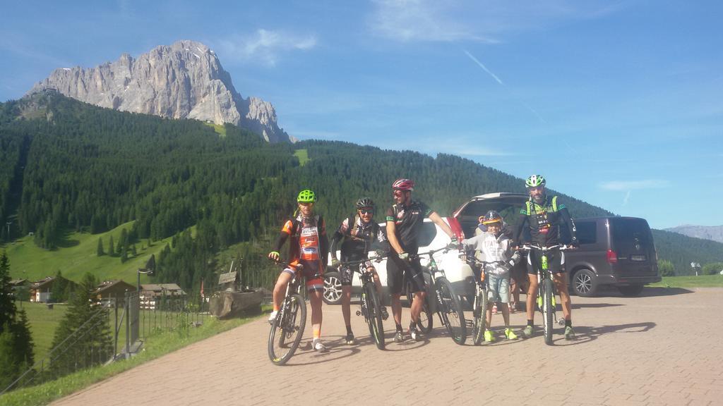 Garni La Majon Hotel Selva di Val Gardena Luaran gambar