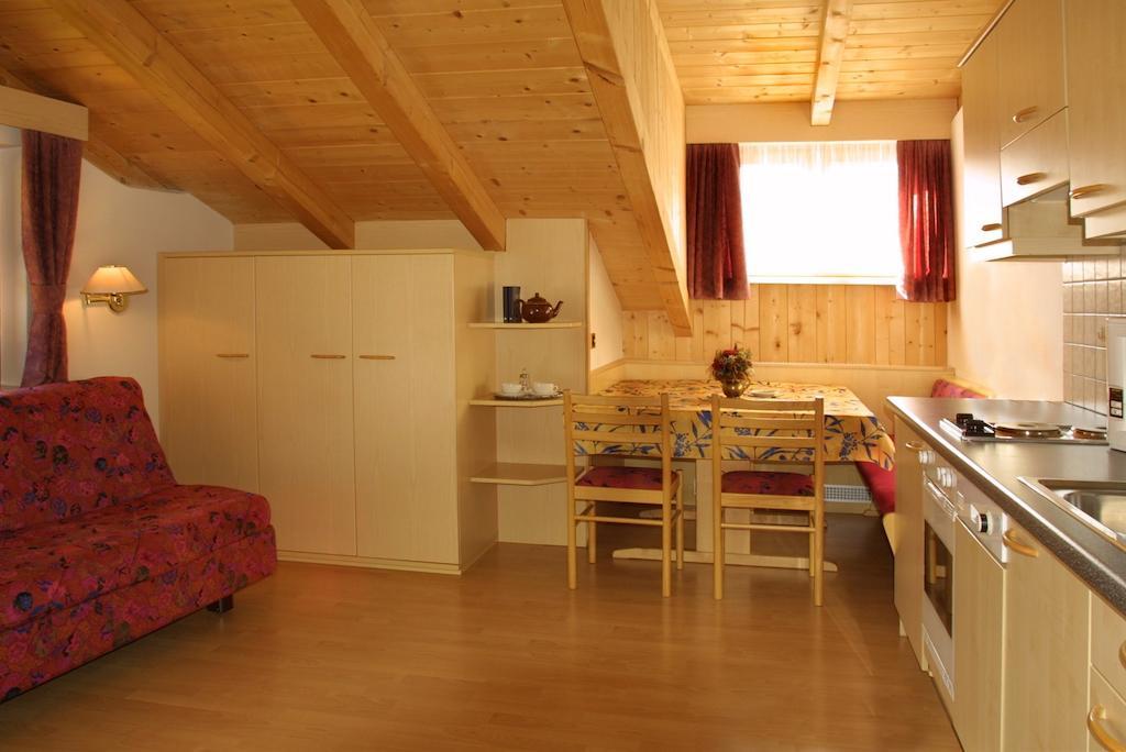 Garni La Majon Hotel Selva di Val Gardena Luaran gambar
