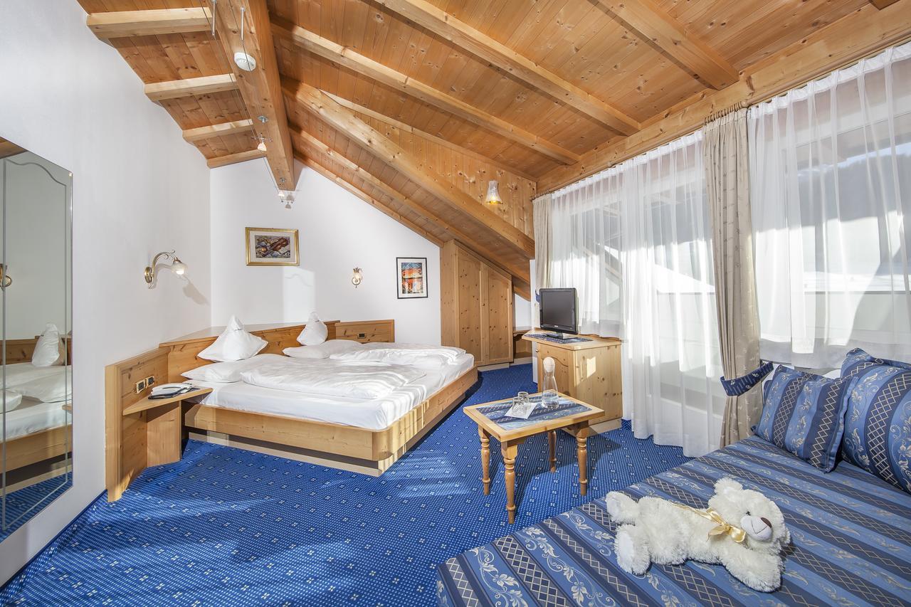 Garni La Majon Hotel Selva di Val Gardena Luaran gambar